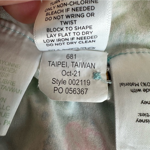 Disney x Lilly Pulitzer Sophie Dress XXL Mickey Castle Floral - Picture 12 of 13